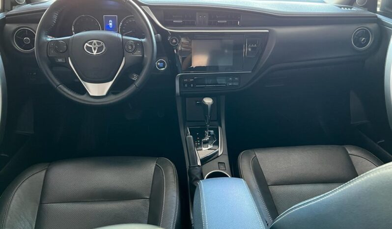 Toyota Corolla completo