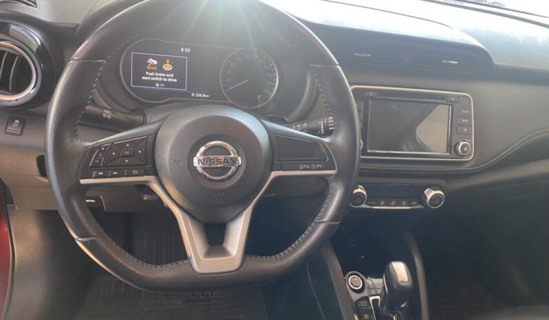 Nissan Kicks completo