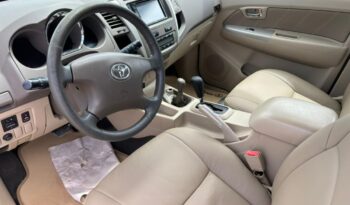 Toyota Hilux SW4 completo