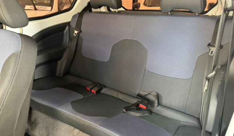 Ford KA completo