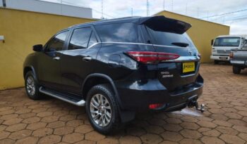 Toyota Hilux SW4 completo