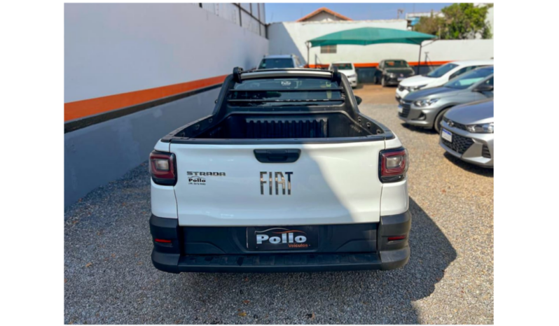Fiat Strada completo