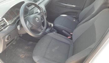 Volkswagen Voyage completo