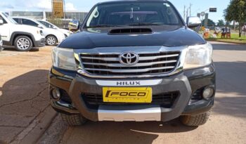 Toyota Hilux completo