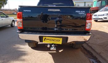 Toyota Hilux completo