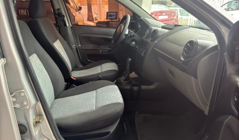 Ford Fiesta completo