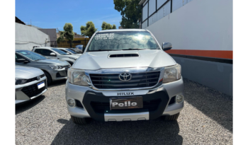 Toyota Hilux completo