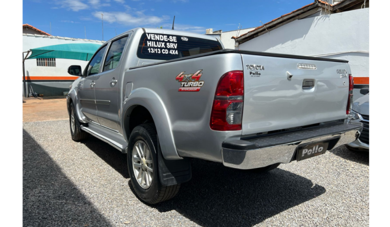 Toyota Hilux completo