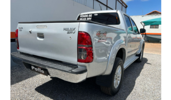 Toyota Hilux completo