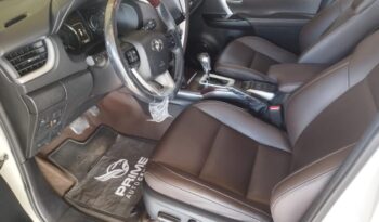 Toyota Hilux SW4 completo