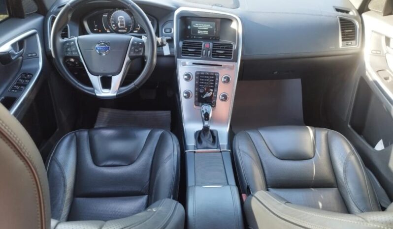 Volvo XC60 completo