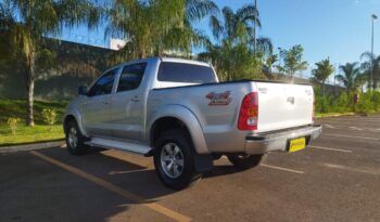 Toyota Hilux completo