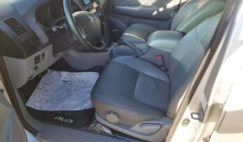 Toyota Hilux completo