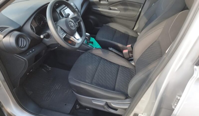 Nissan Kicks completo