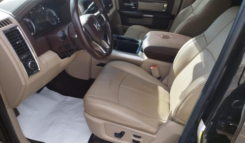 Dodge Ram completo