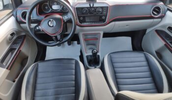 Volkswagen UP completo