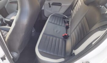 Volkswagen UP completo