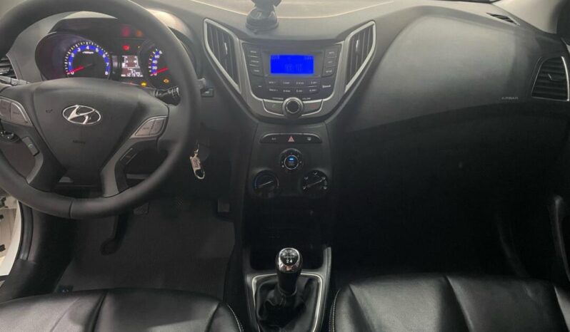 Hyundai HB20 completo