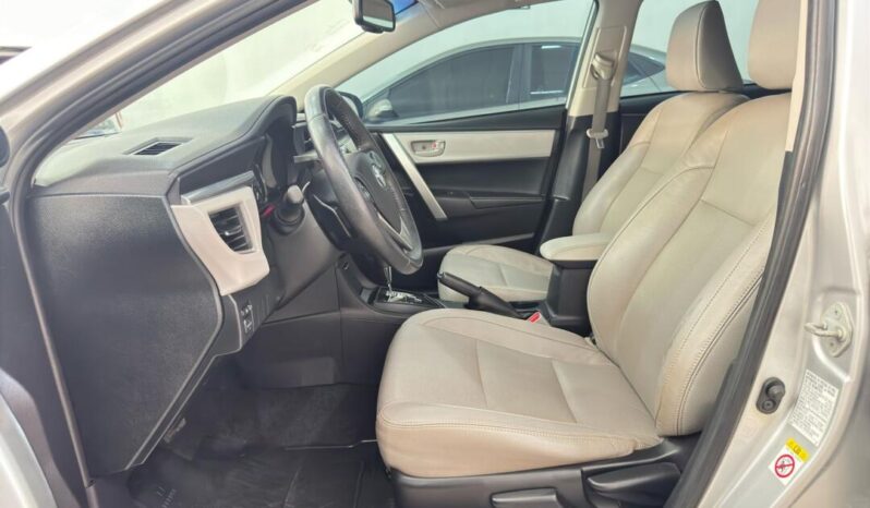 Toyota Corolla completo