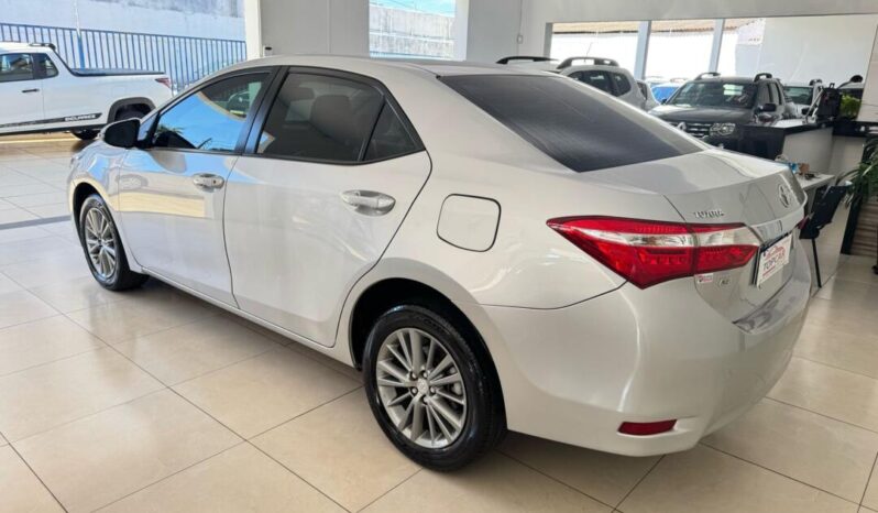 Toyota Corolla completo