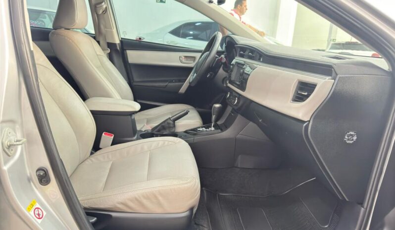 Toyota Corolla completo