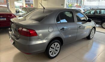 Volkswagen Voyage completo