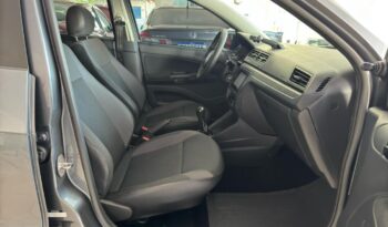 Volkswagen Voyage completo