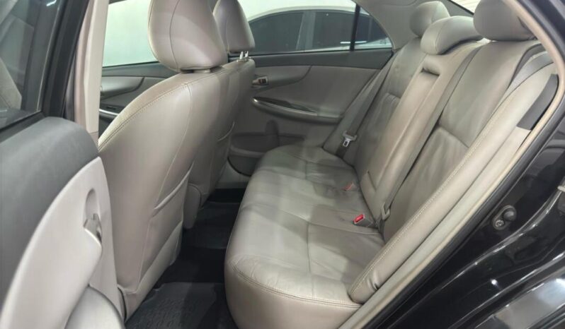 Toyota Corolla completo