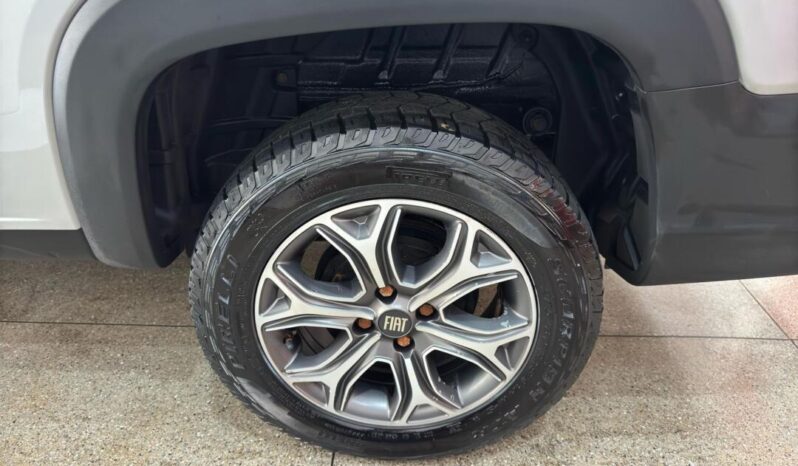 Fiat Strada completo