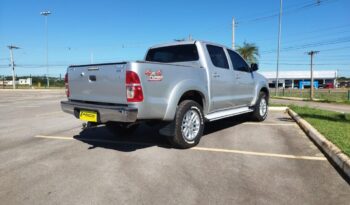 Toyota Hilux completo