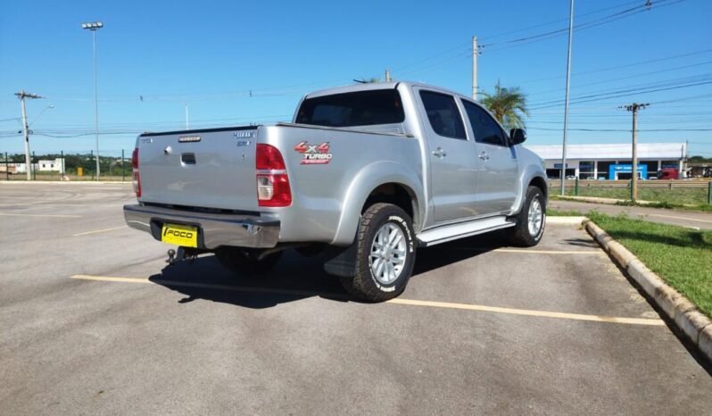 Toyota Hilux completo