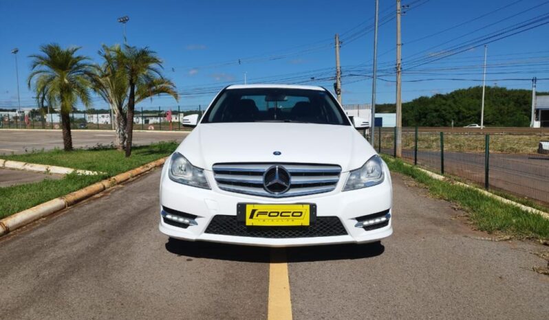 Mercedes-Benz C 180 completo