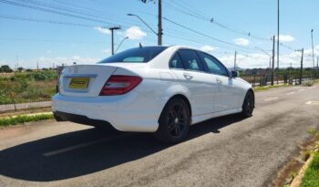 Mercedes-Benz C 180 completo