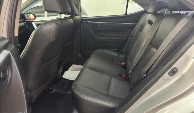 Toyota Corolla completo