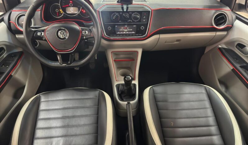 Volkswagen UP completo