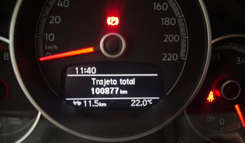 Volkswagen UP completo