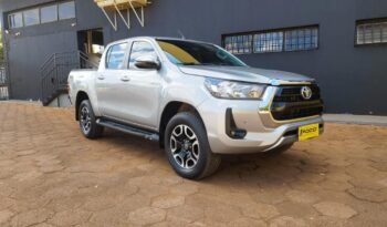 Toyota Hilux completo