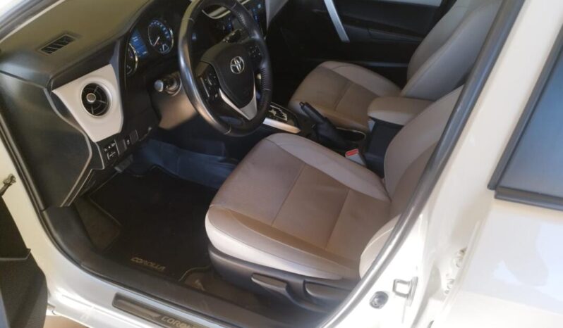 Toyota Corolla completo