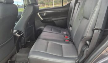 Toyota Hilux SW4 completo