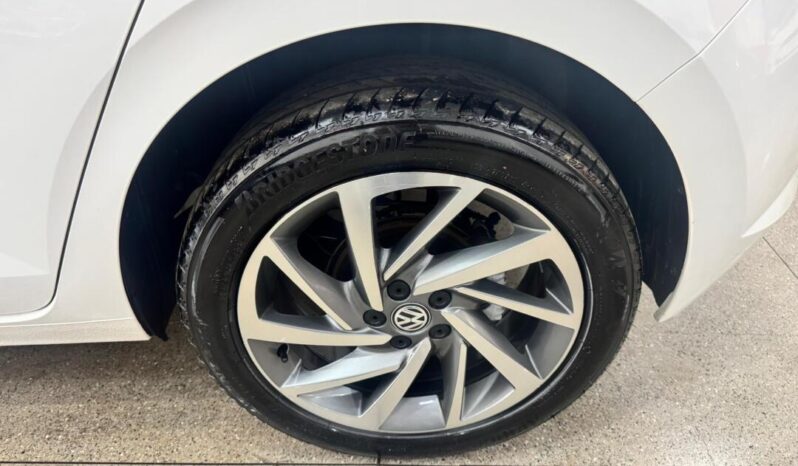 Volkswagen Polo completo