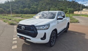 Toyota Hilux completo