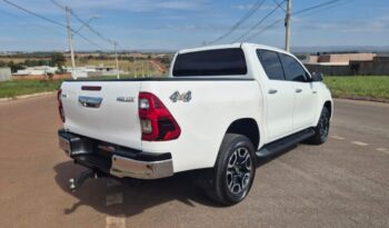 Toyota Hilux completo
