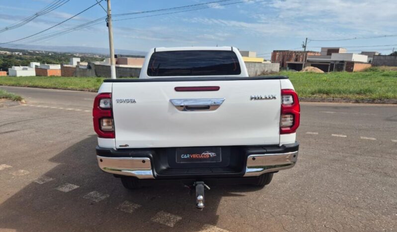 Toyota Hilux completo