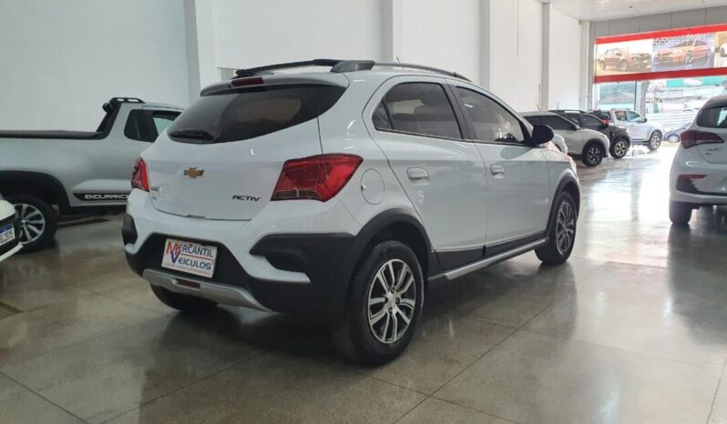 Chevrolet Onix completo