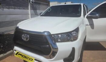 Toyota Hilux completo