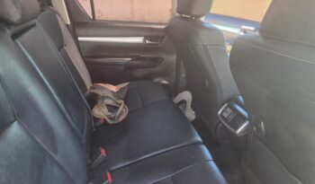 Toyota Hilux completo