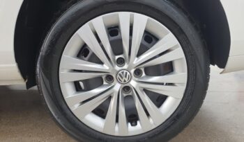 Volkswagen Voyage completo