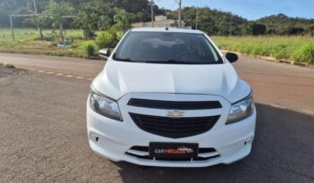 Chevrolet Onix completo
