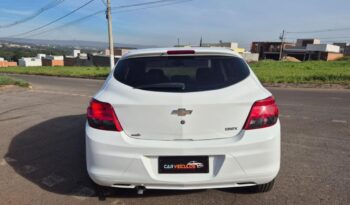 Chevrolet Onix completo