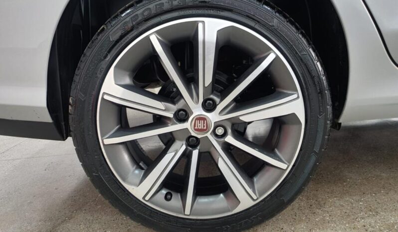 Fiat Cronos completo
